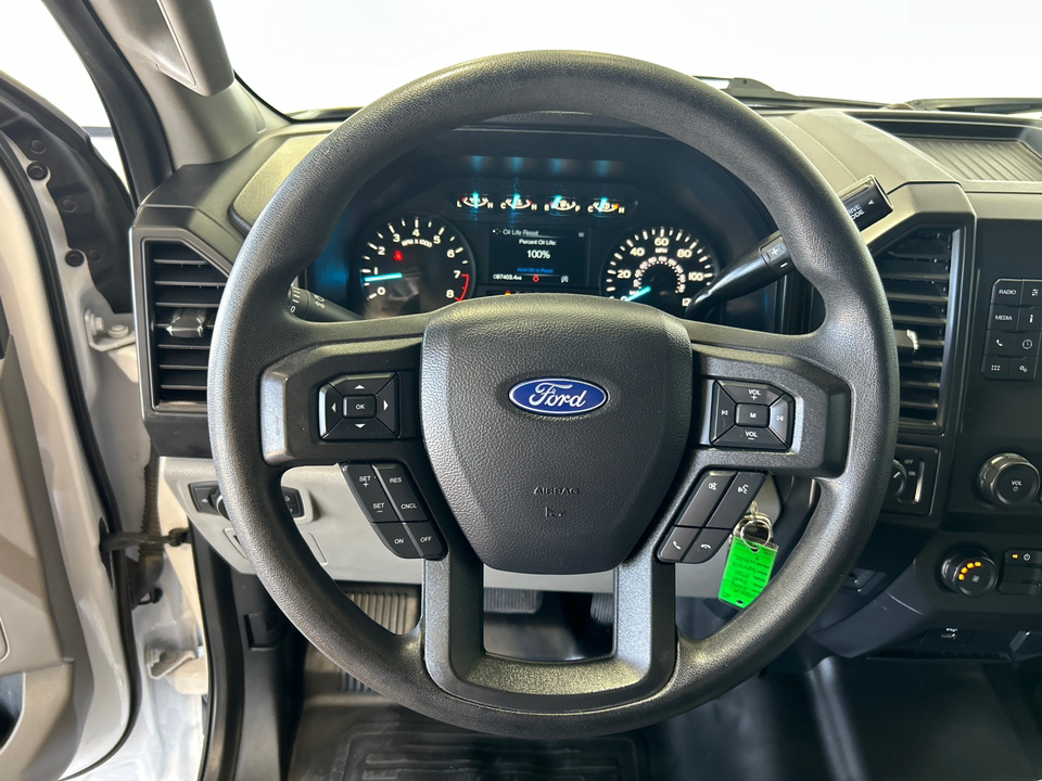 2020 Ford F-150 XL 8