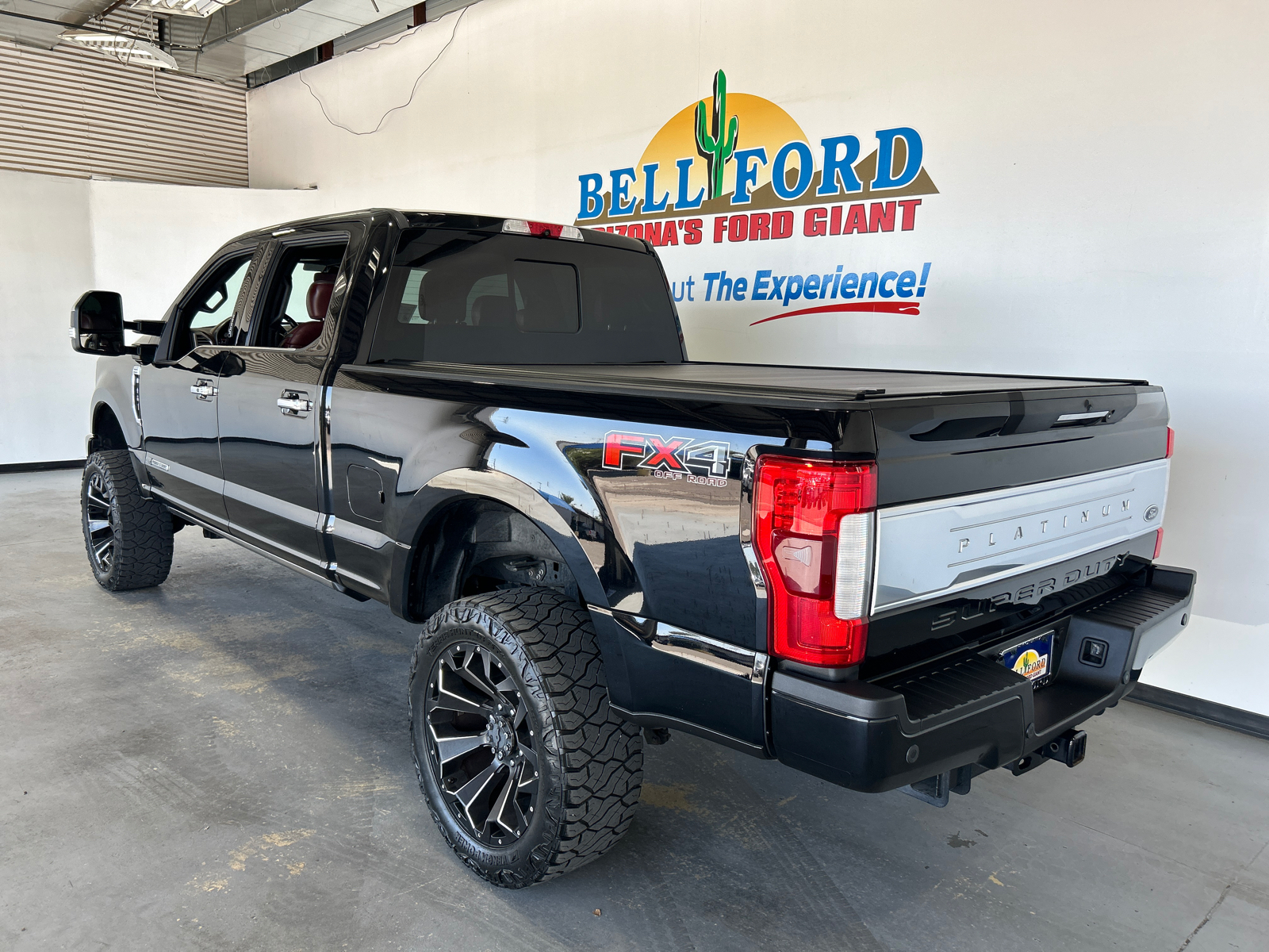 2018 Ford F-350SD Platinum 23