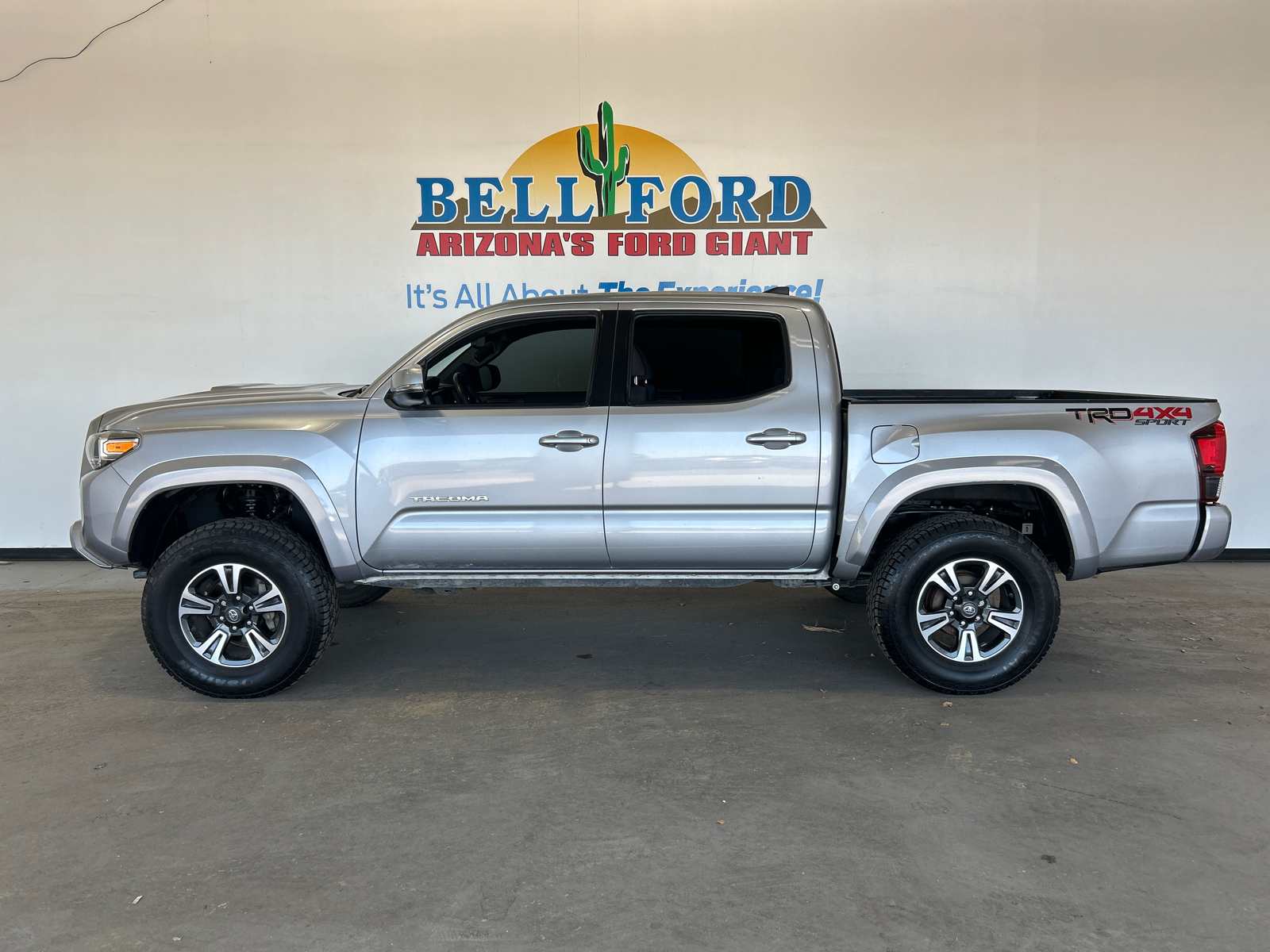 2018 Toyota Tacoma TRD Sport 3