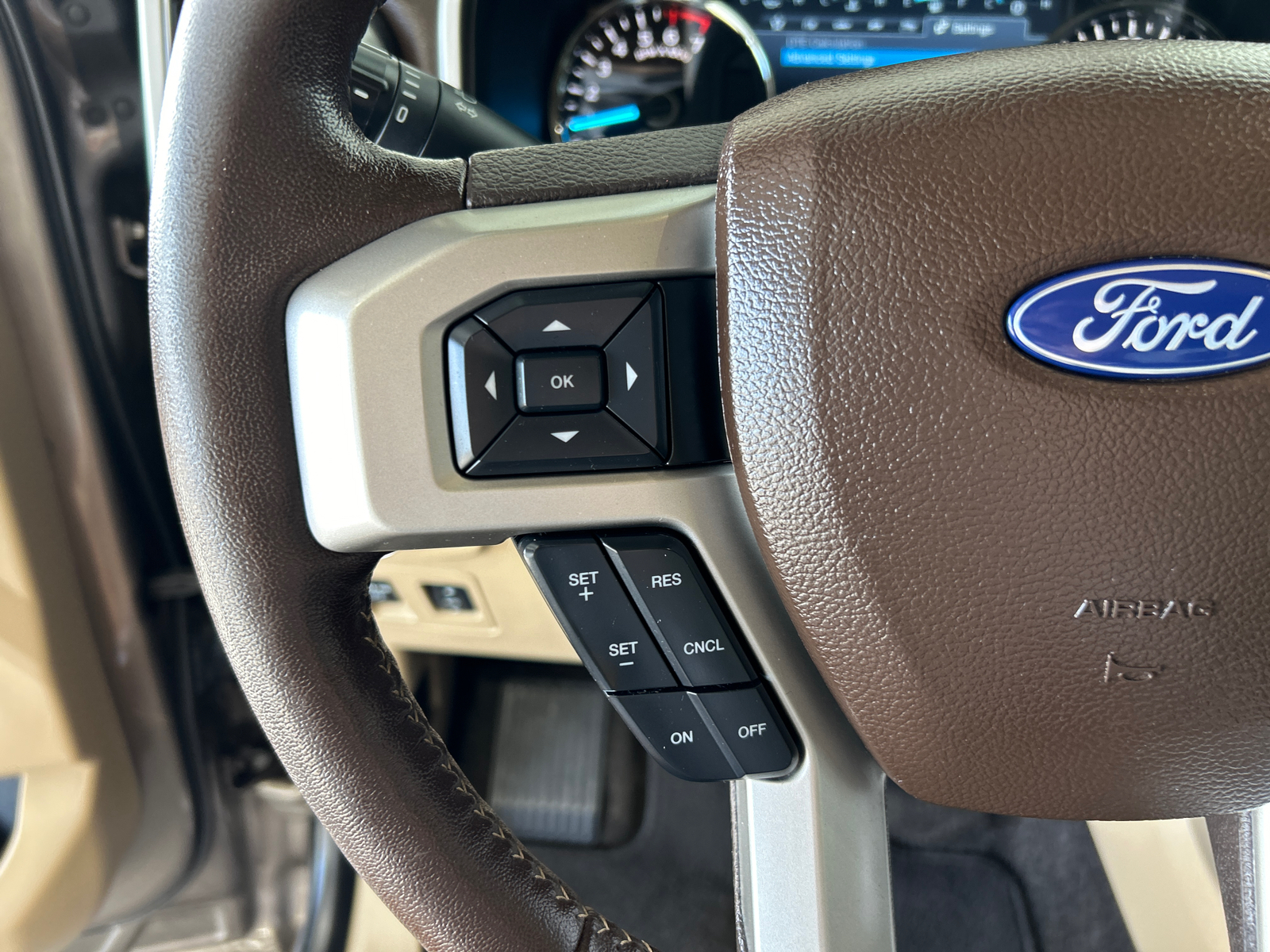 2018 Ford F-150 Lariat 9