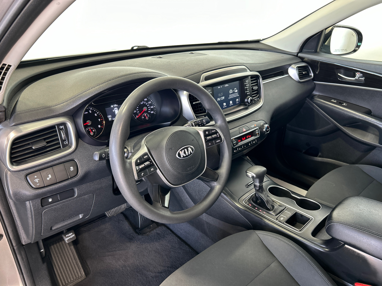 2019 Kia Sorento LX 15