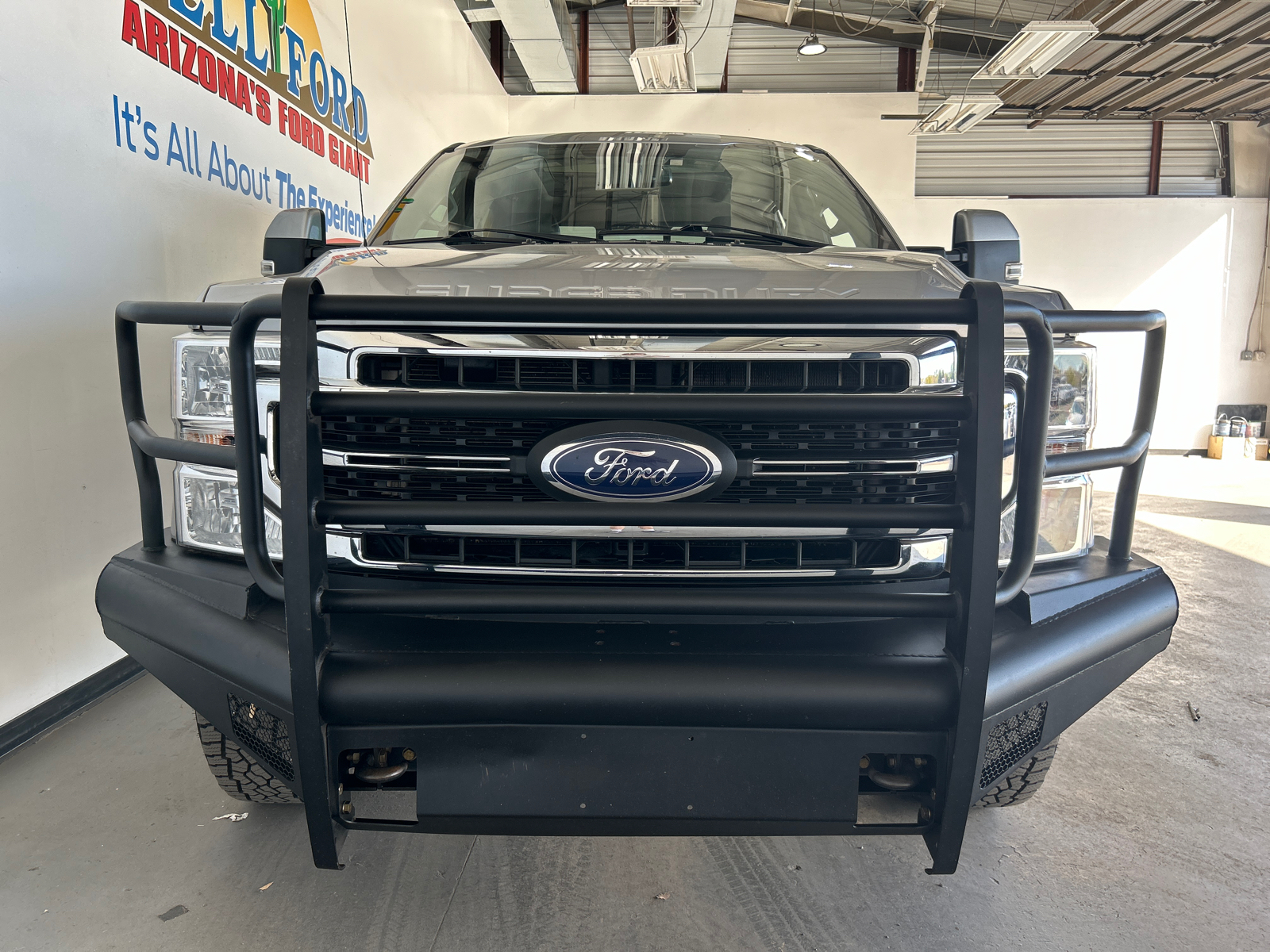 2021 Ford F-350SD Lariat 2