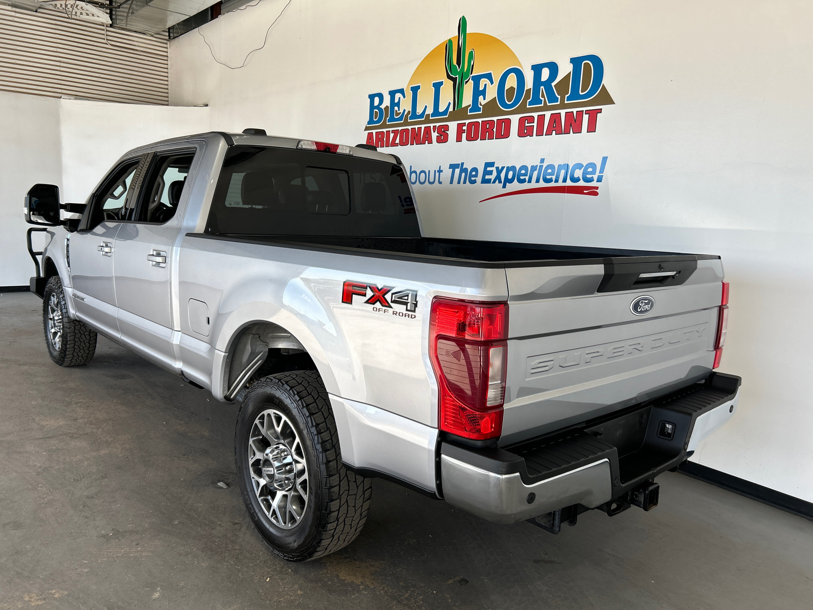 2021 Ford F-350SD Lariat 23