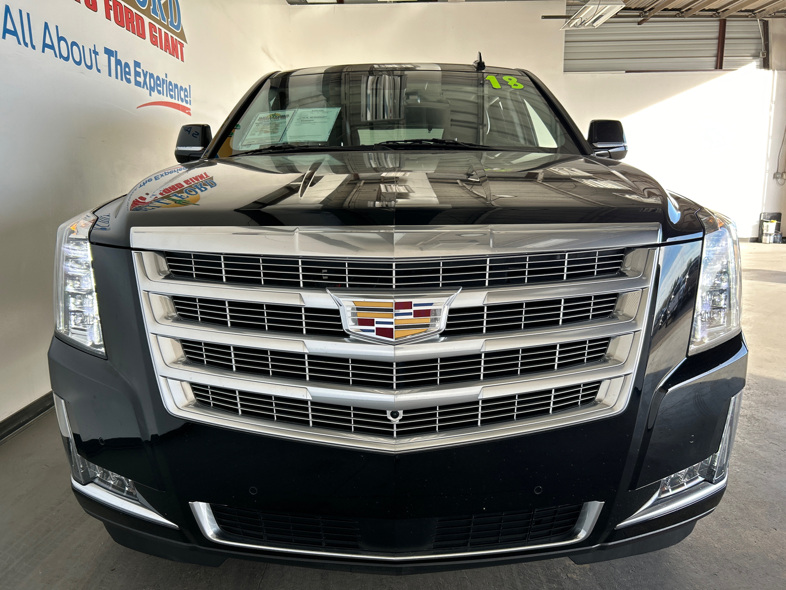 2018 Cadillac Escalade Premium Luxury 2