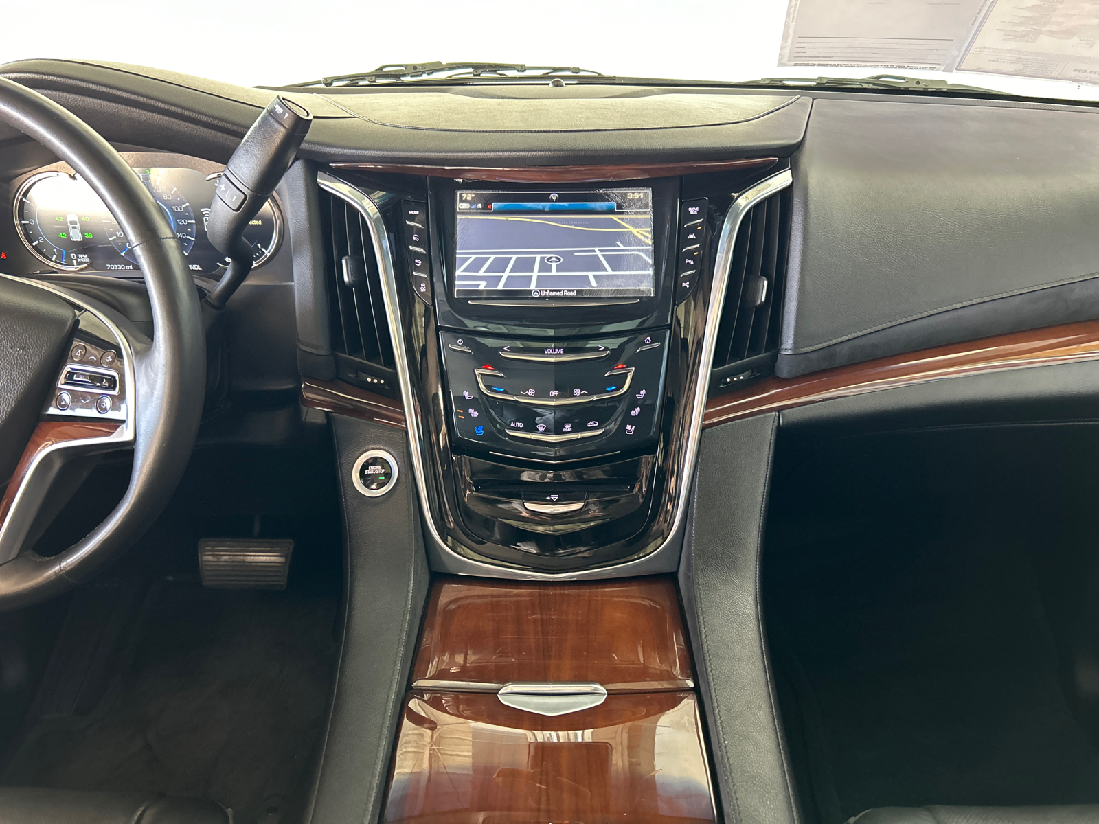 2018 Cadillac Escalade Premium Luxury 13