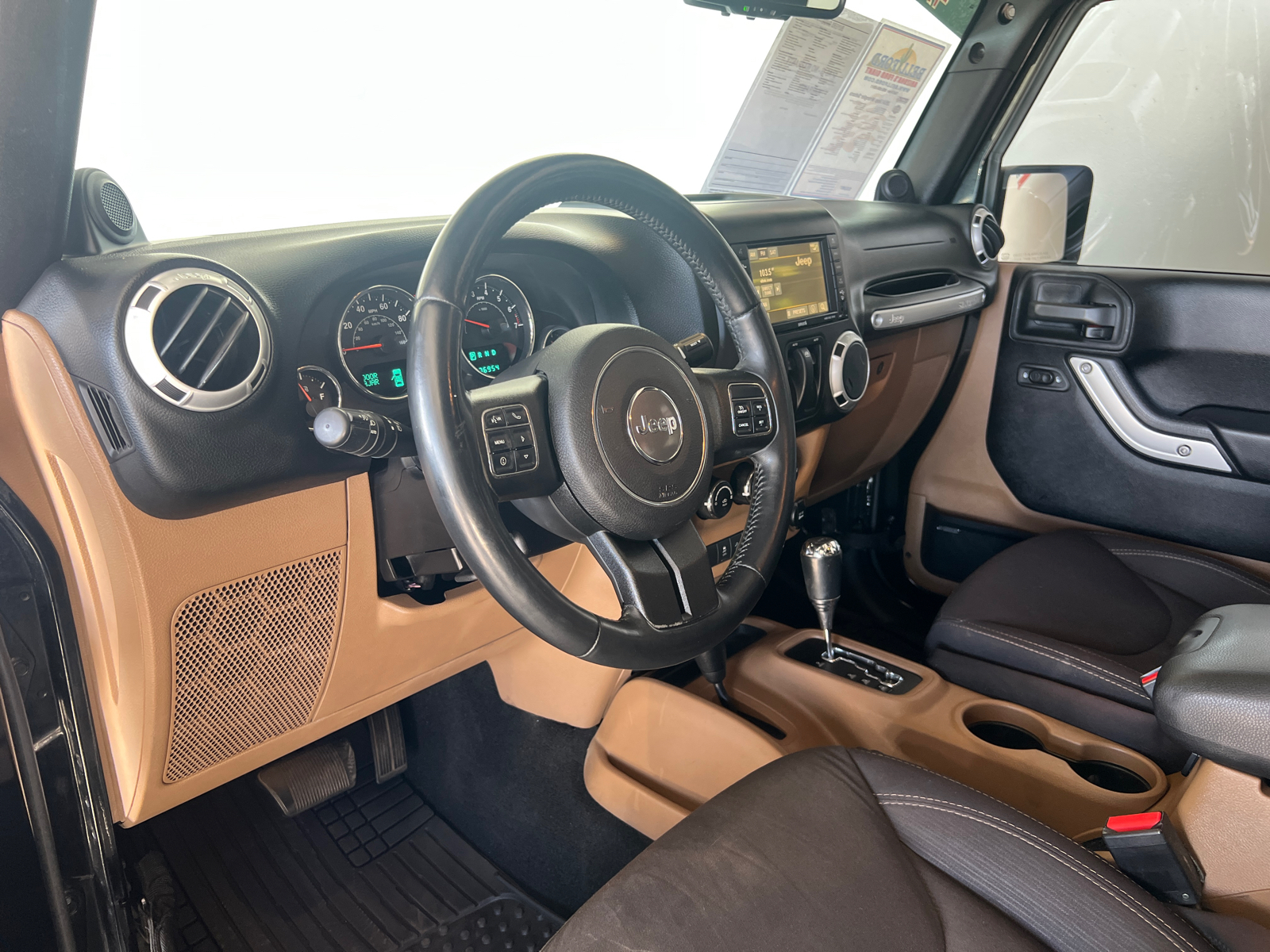 2014 Jeep Wrangler Sahara 13