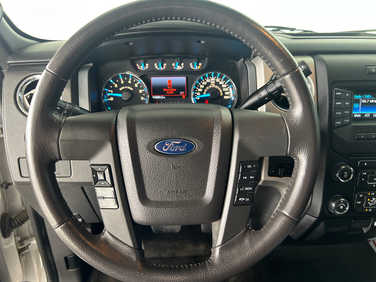 2014 Ford F-150 XLT 8