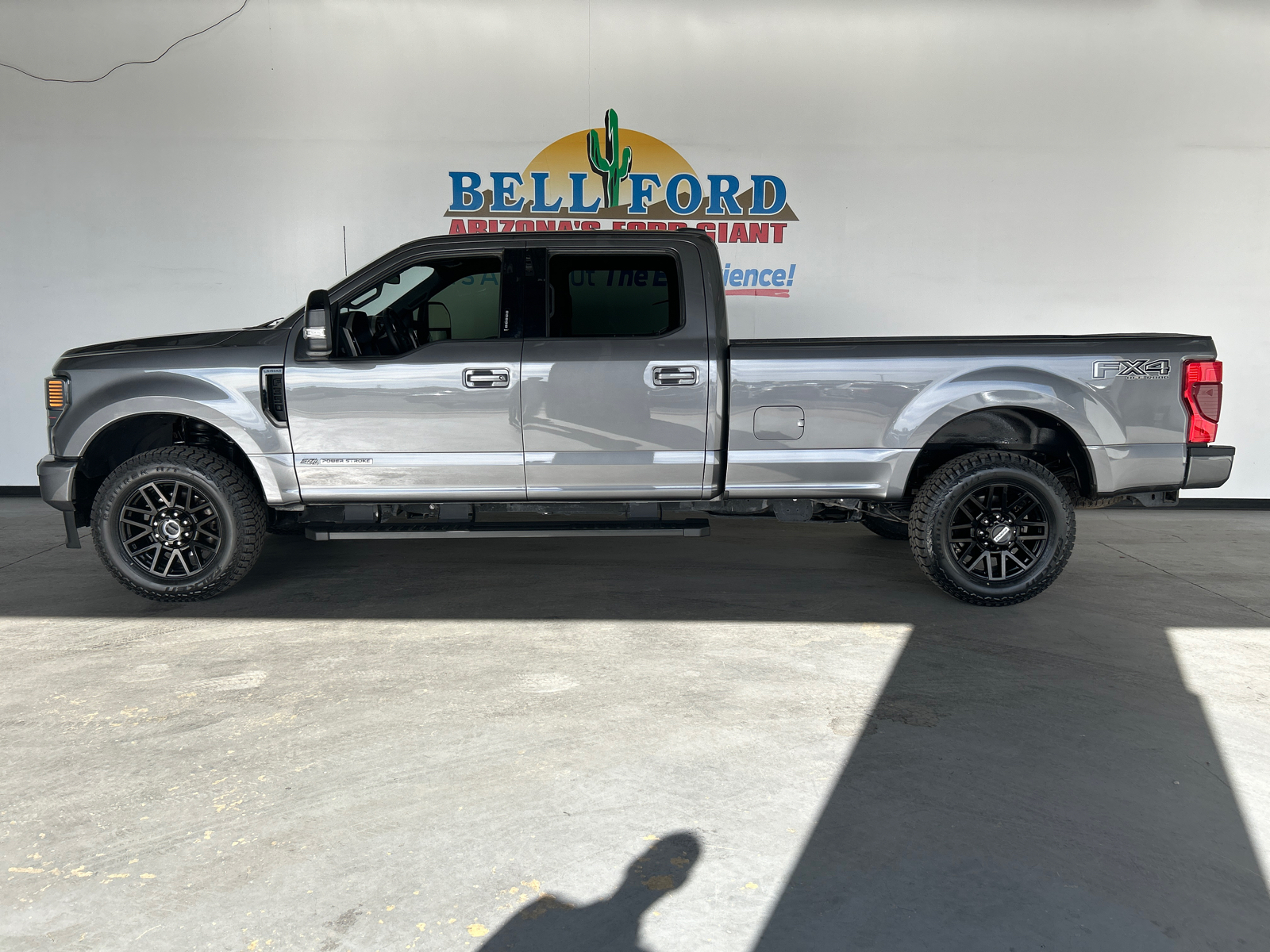 2022 Ford F-350SD Lariat 3