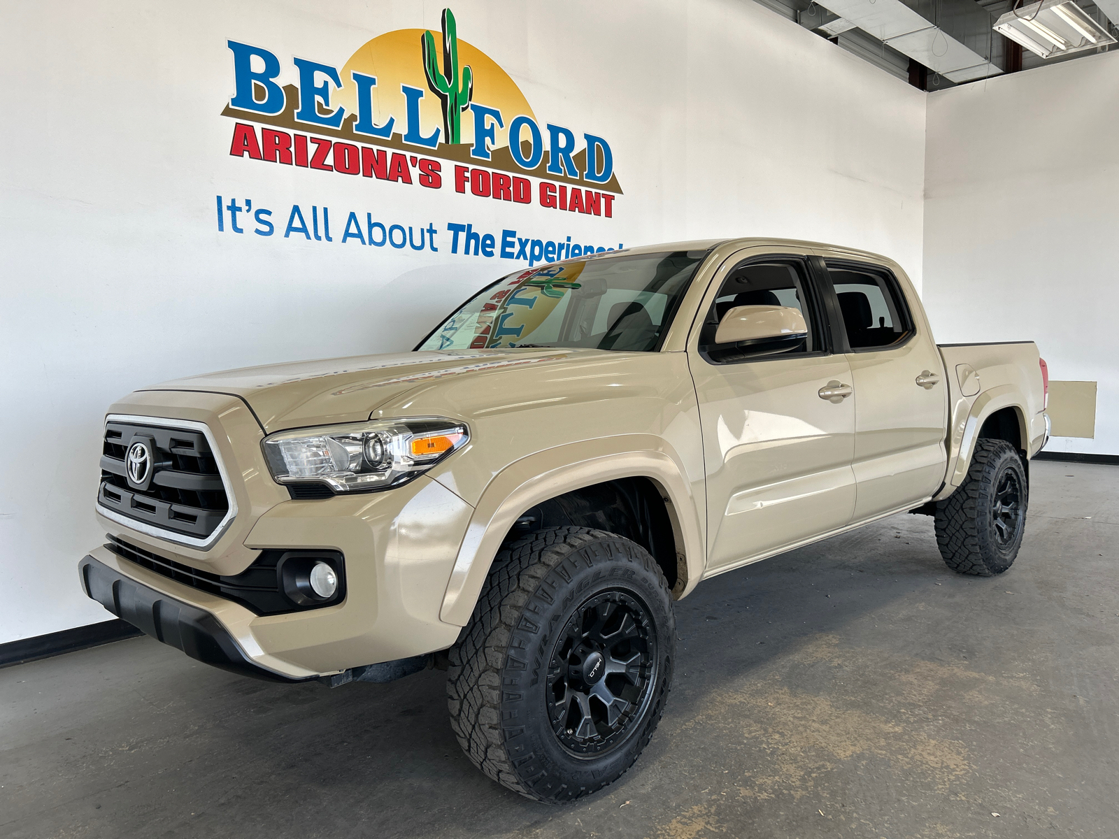 2017 Toyota Tacoma SR5 1