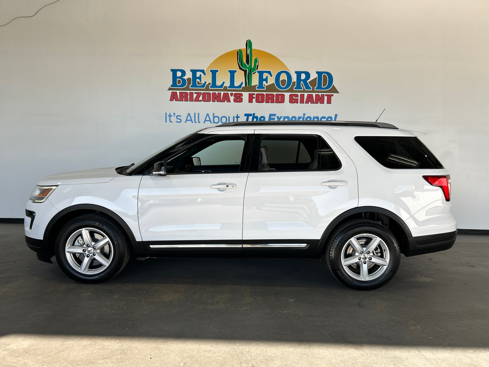 2018 Ford Explorer XLT 3