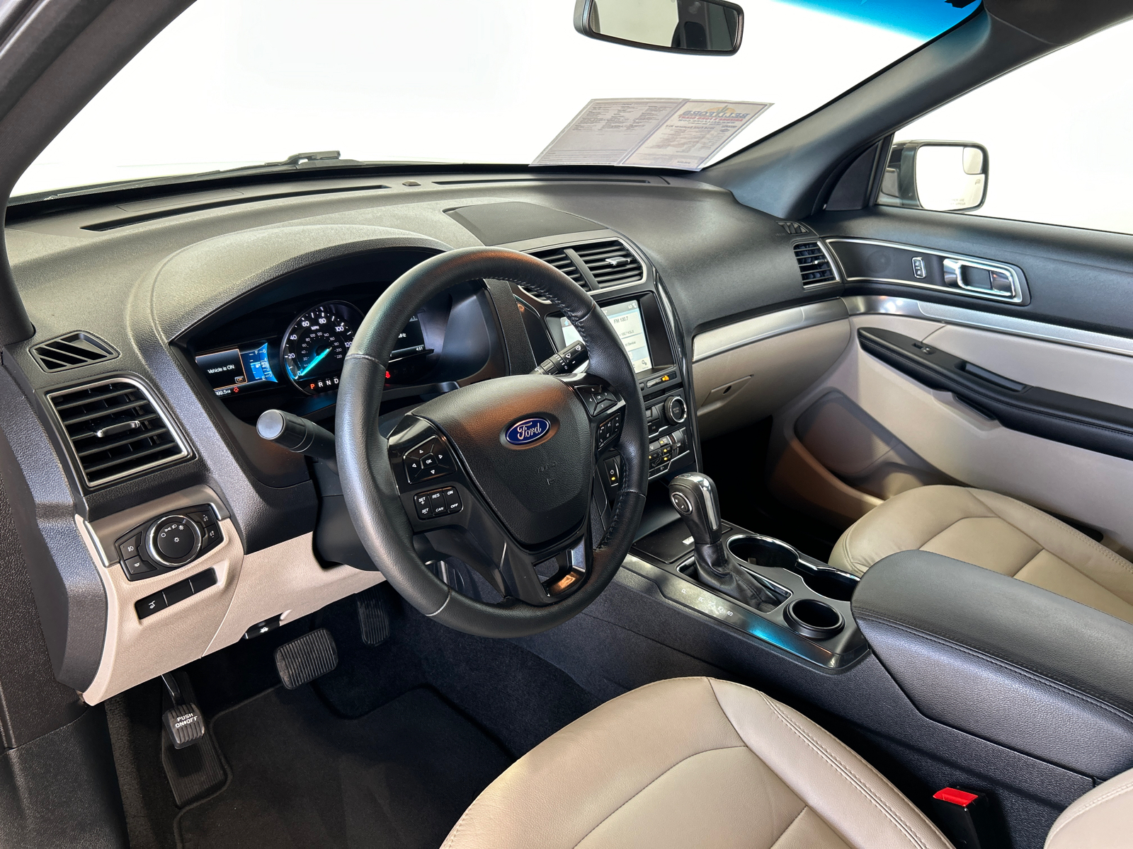 2018 Ford Explorer XLT 15