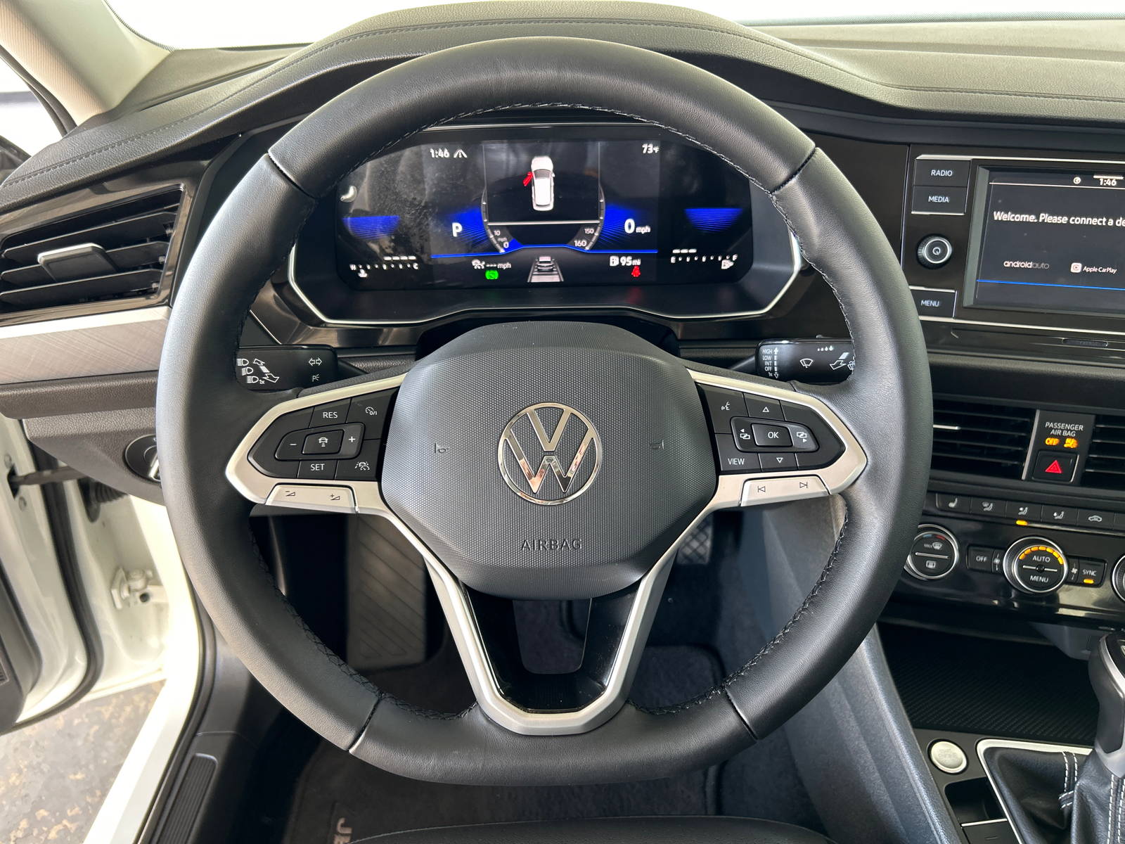 2023 Volkswagen Jetta 1.5T SE 8