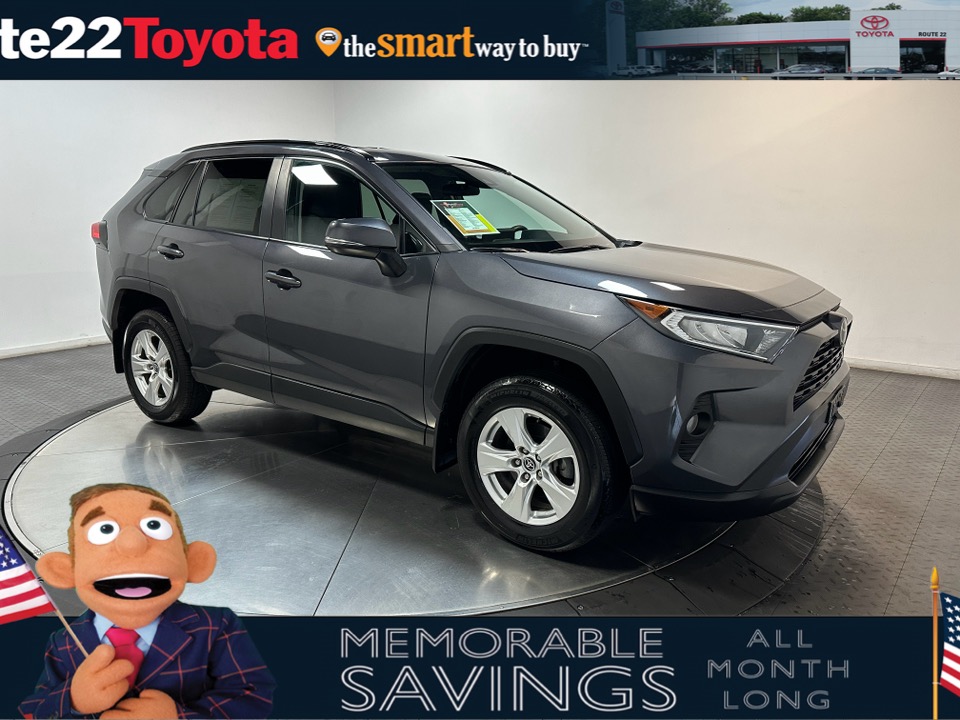 2021 Toyota RAV4 XLE 1