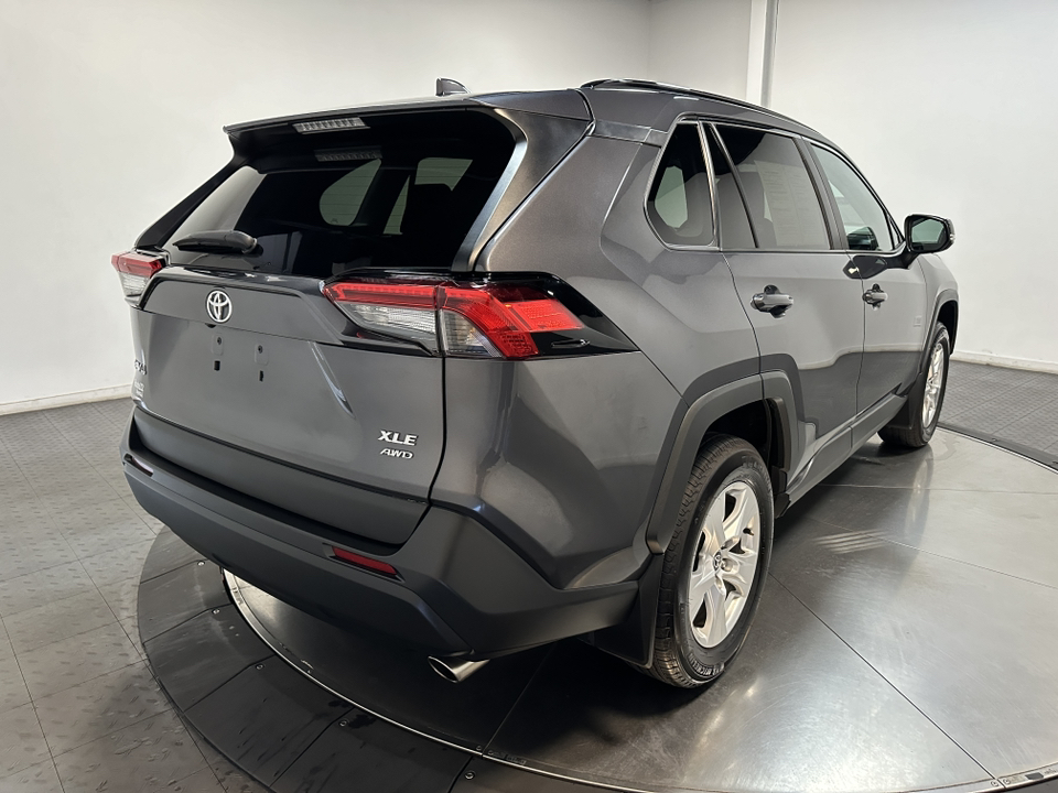 2021 Toyota RAV4 XLE 13