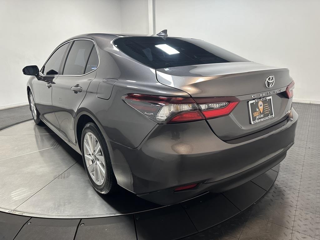 2022 Toyota Camry LE 12