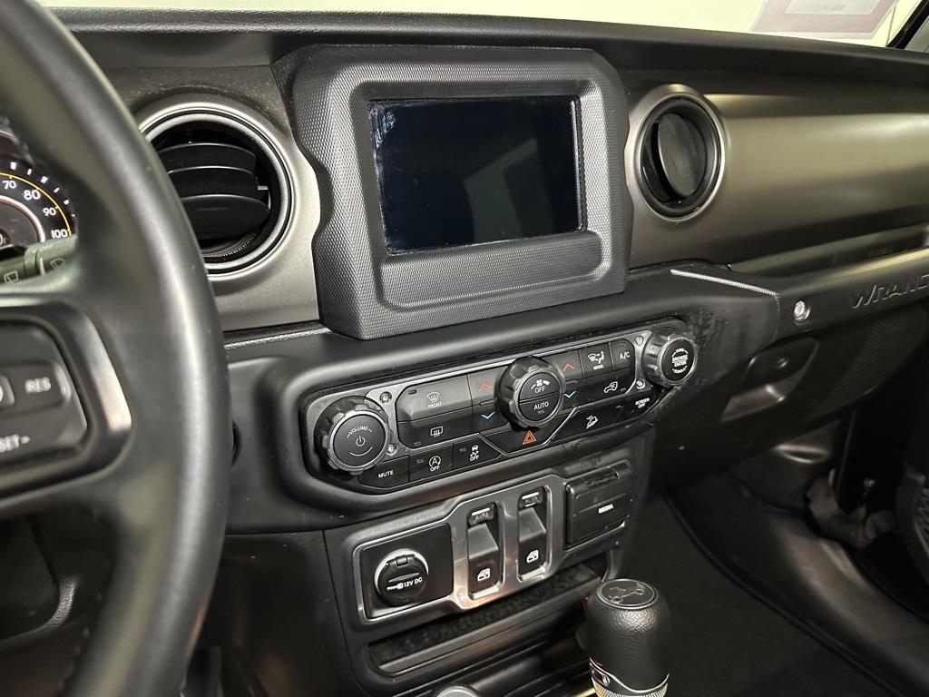 2019 Jeep Wrangler Sport S 27