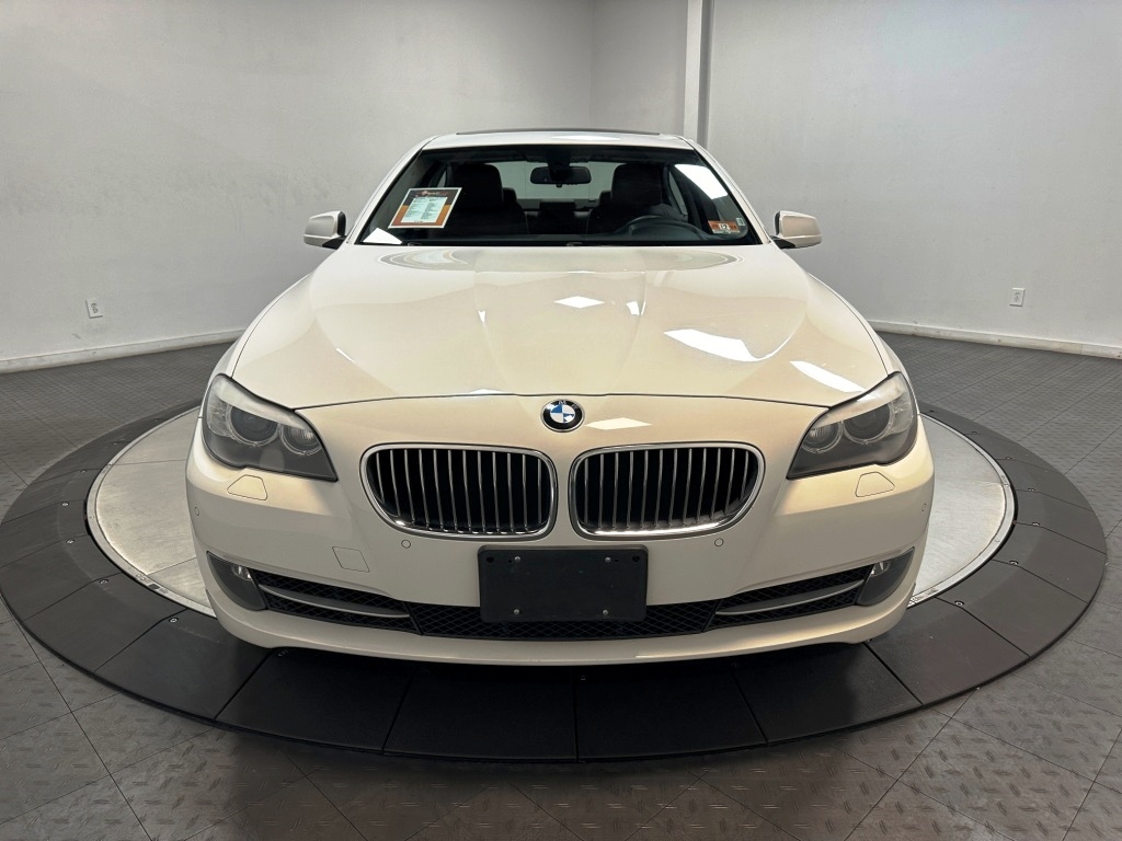 2013 BMW 5 Series  4