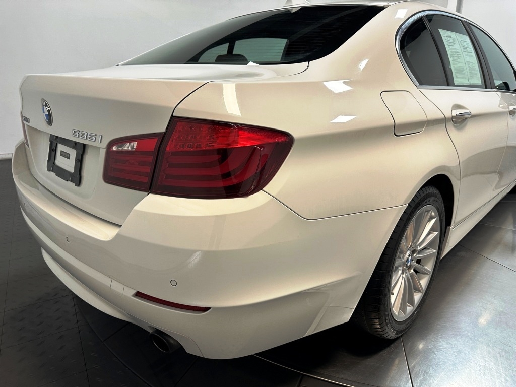 2013 BMW 5 Series  14