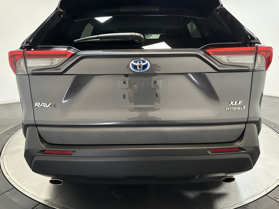 2021 Toyota RAV4 Hybrid XLE Premium 12