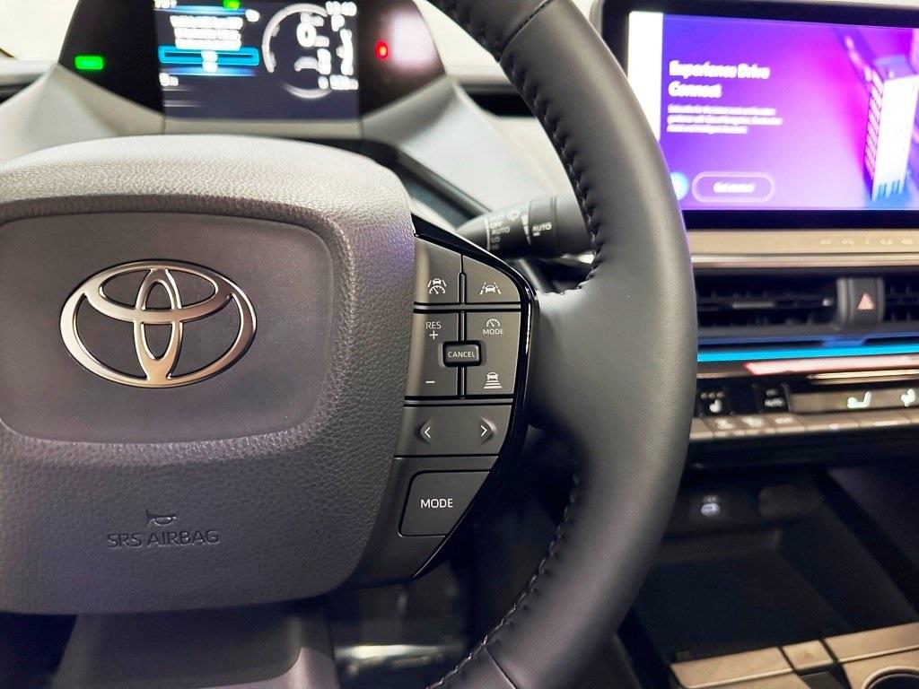 2024 Toyota Prius XLE 18