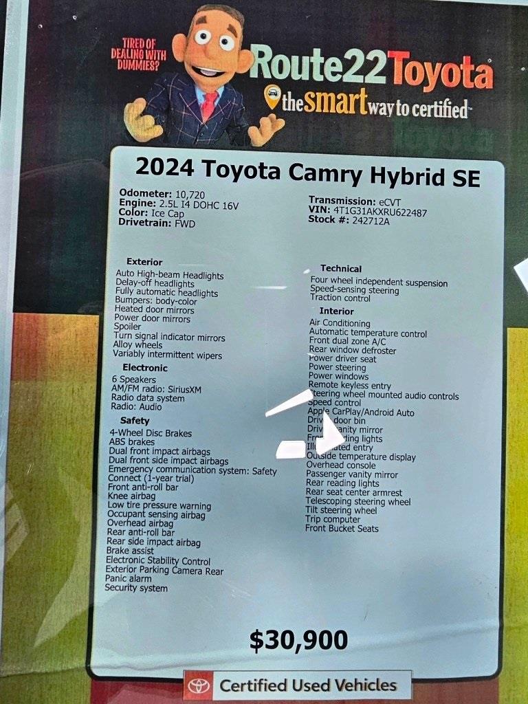 2024 Toyota Camry Hybrid SE 39