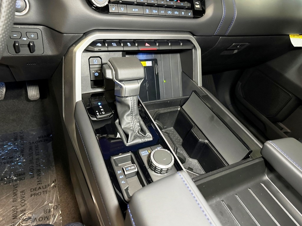 2024 Toyota Tundra 4WD Platinum 21