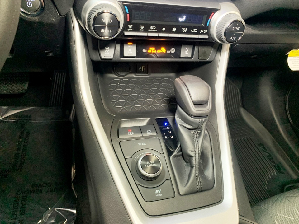 2024 Toyota RAV4 Hybrid XLE Premium 20