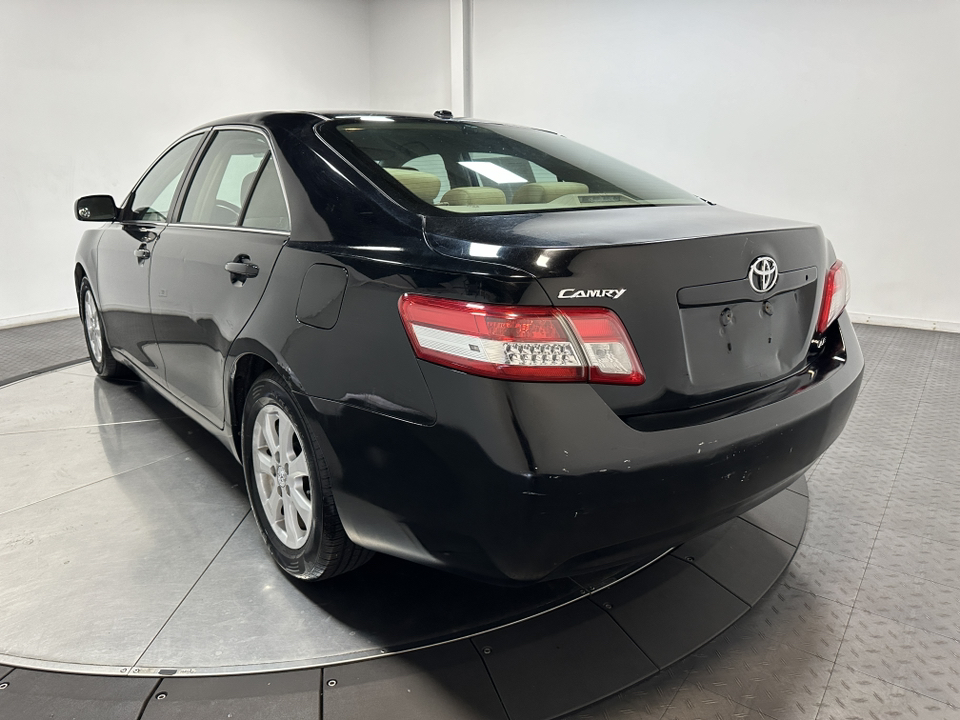 2011 Toyota Camry  6