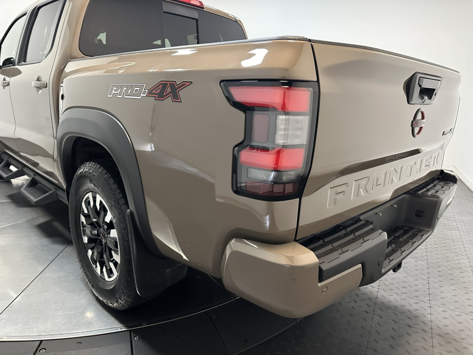 2023 Nissan Frontier  10