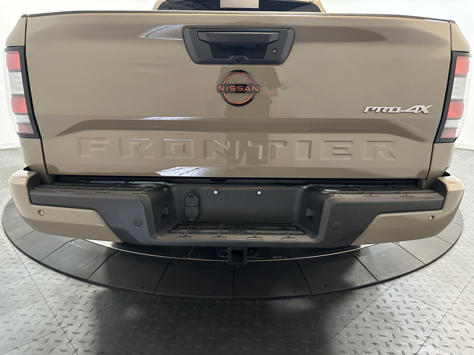 2023 Nissan Frontier  12