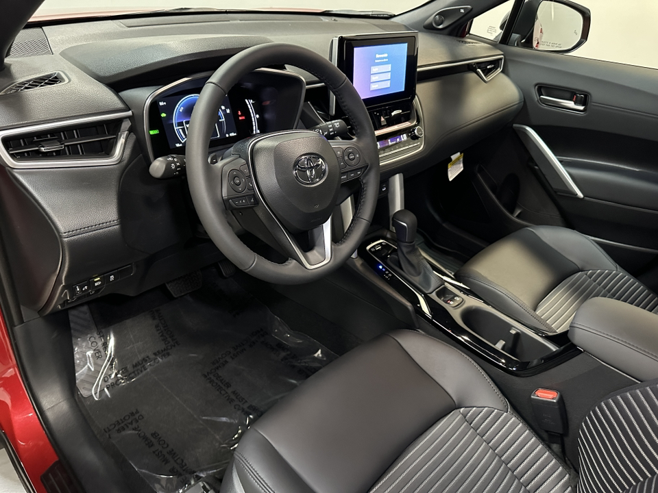2024 Toyota Corolla Cross Hybrid XSE 15