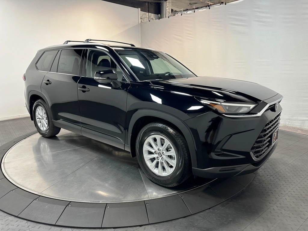 2024 Toyota Grand Highlander XLE 1