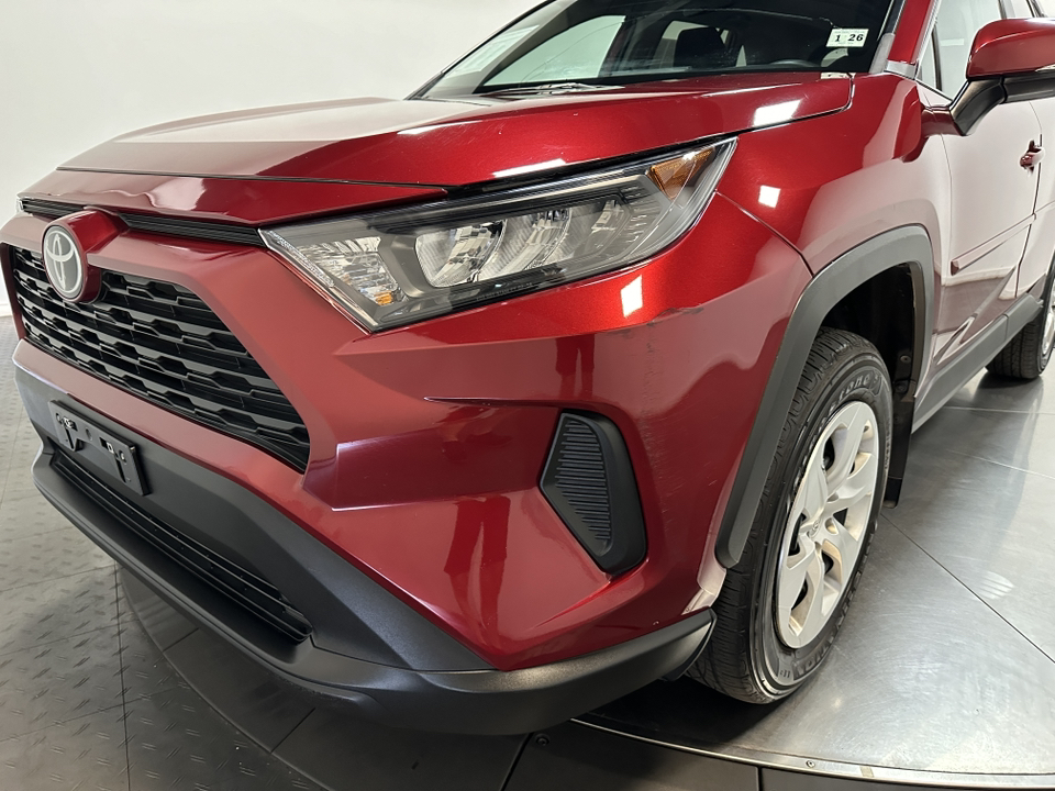 2021 Toyota RAV4 LE 7