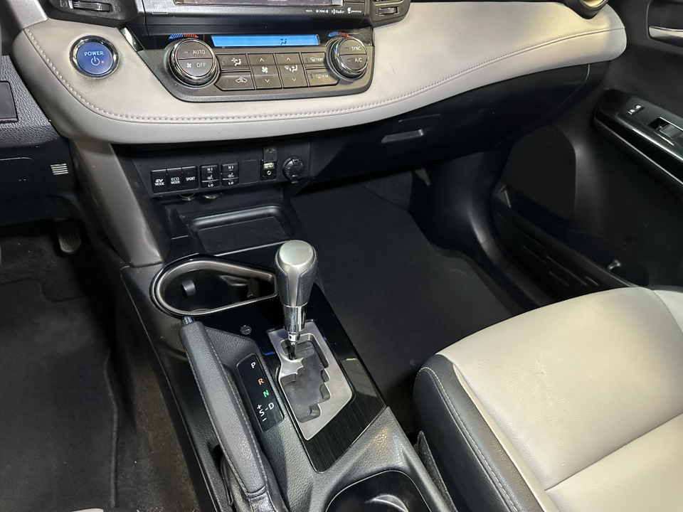 2017 Toyota RAV4 Hybrid Limited 23