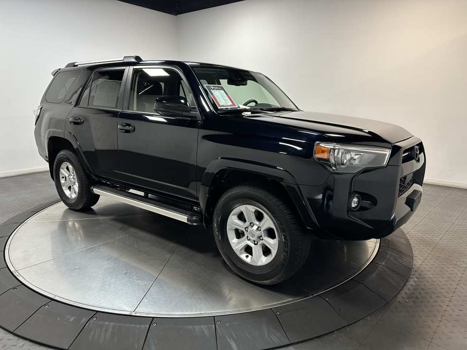 2022 Toyota 4Runner SR5 1