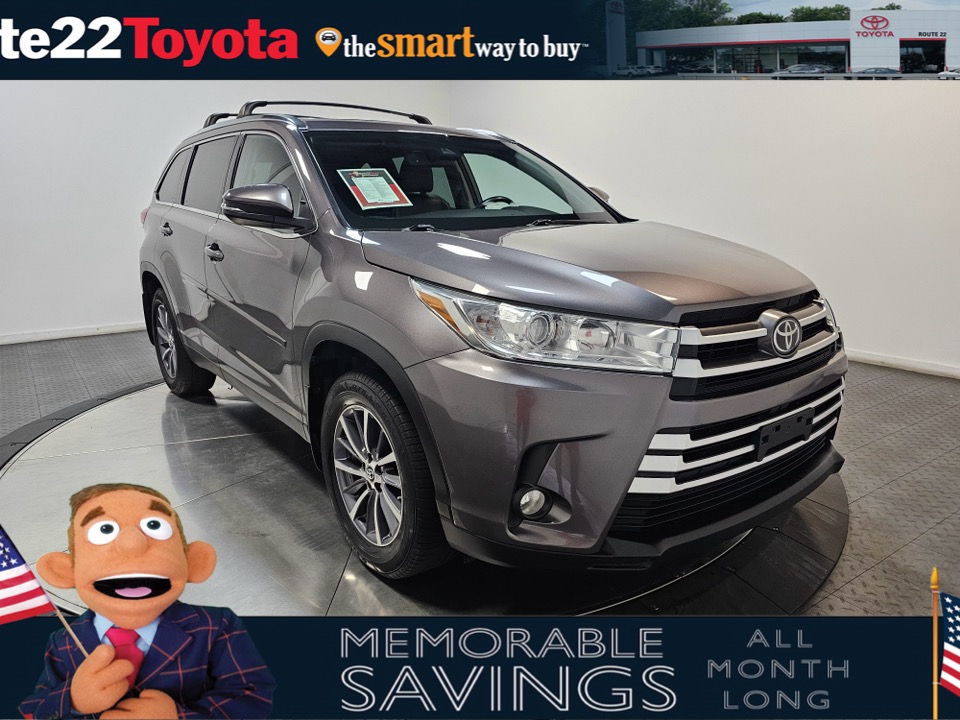 2019 Toyota Highlander XLE 1