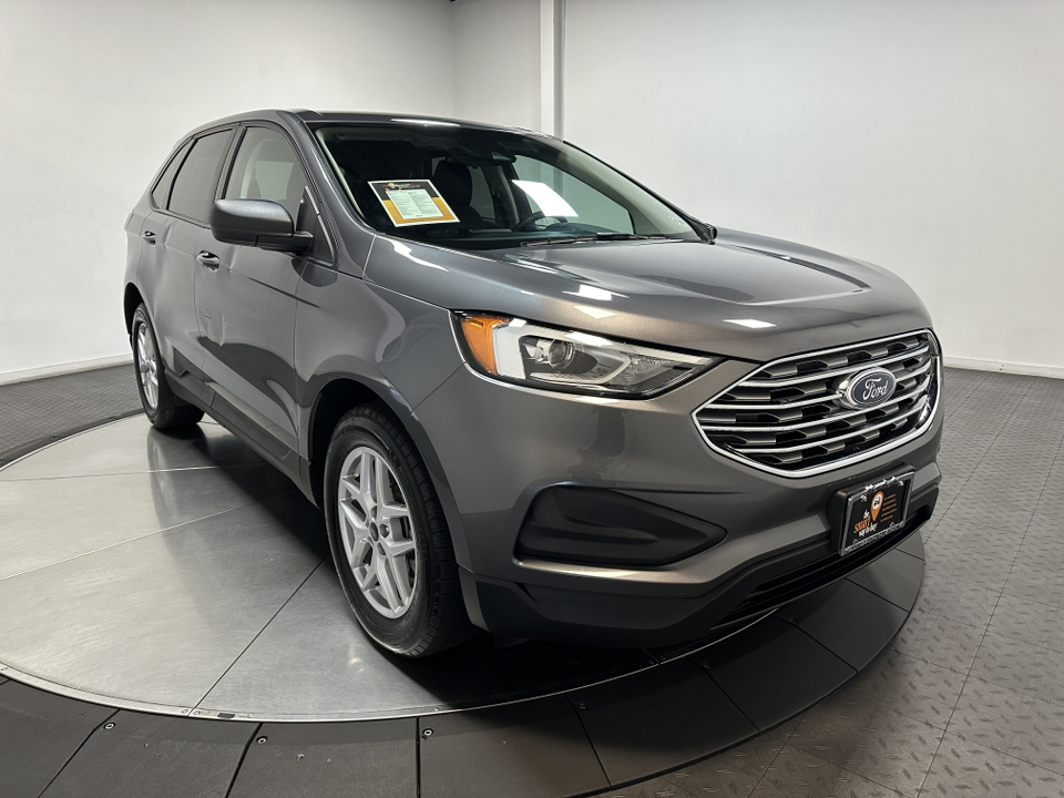 2021 Ford Edge SE 2