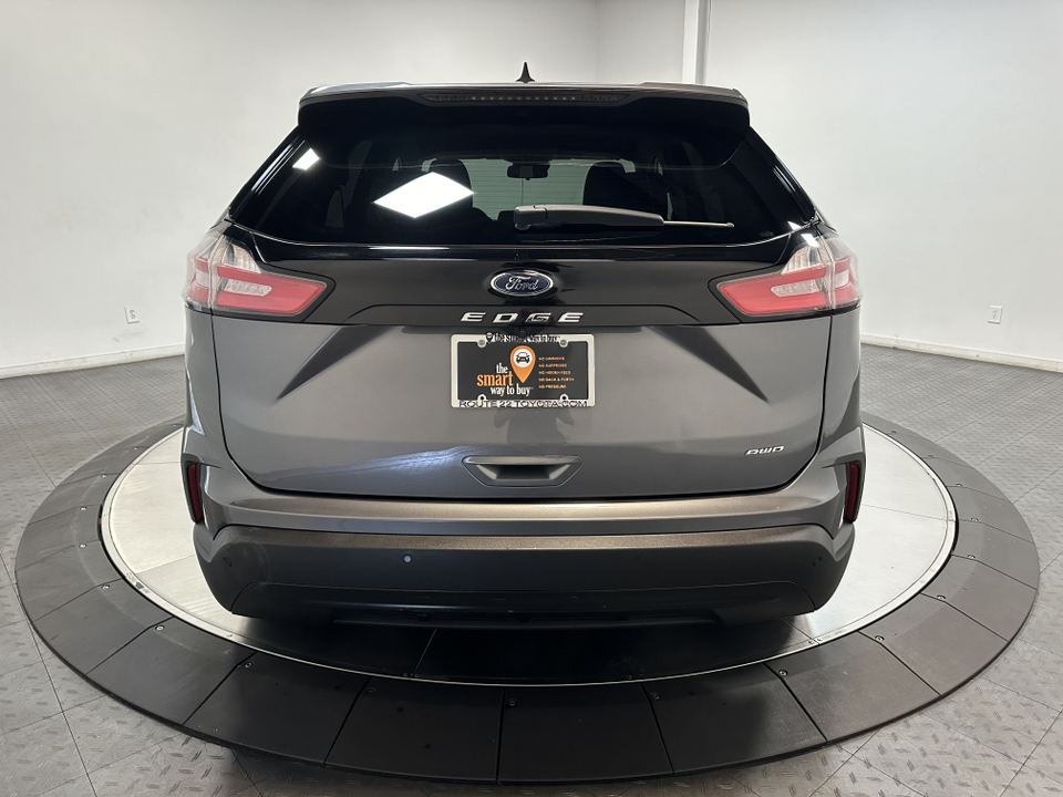 2021 Ford Edge SE 11