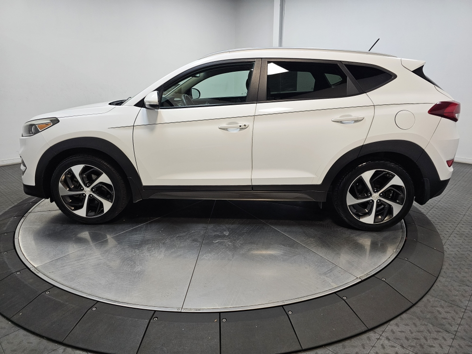 2016 Hyundai Tucson Sport 8