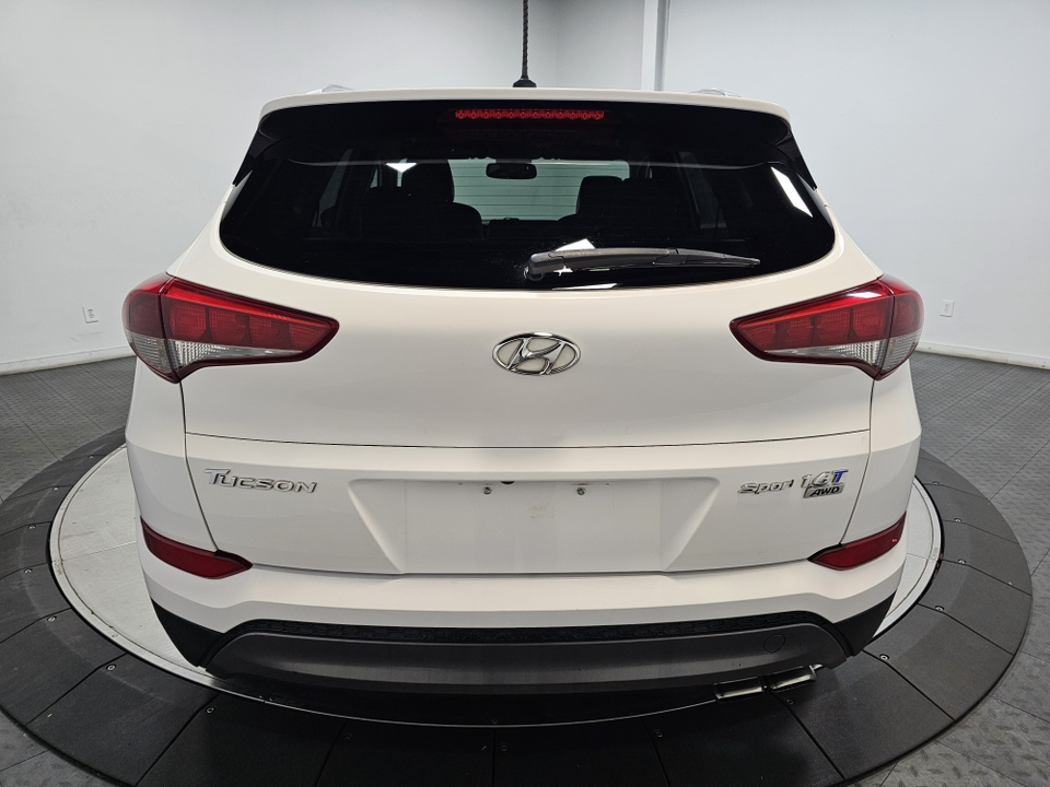 2016 Hyundai Tucson Sport 11