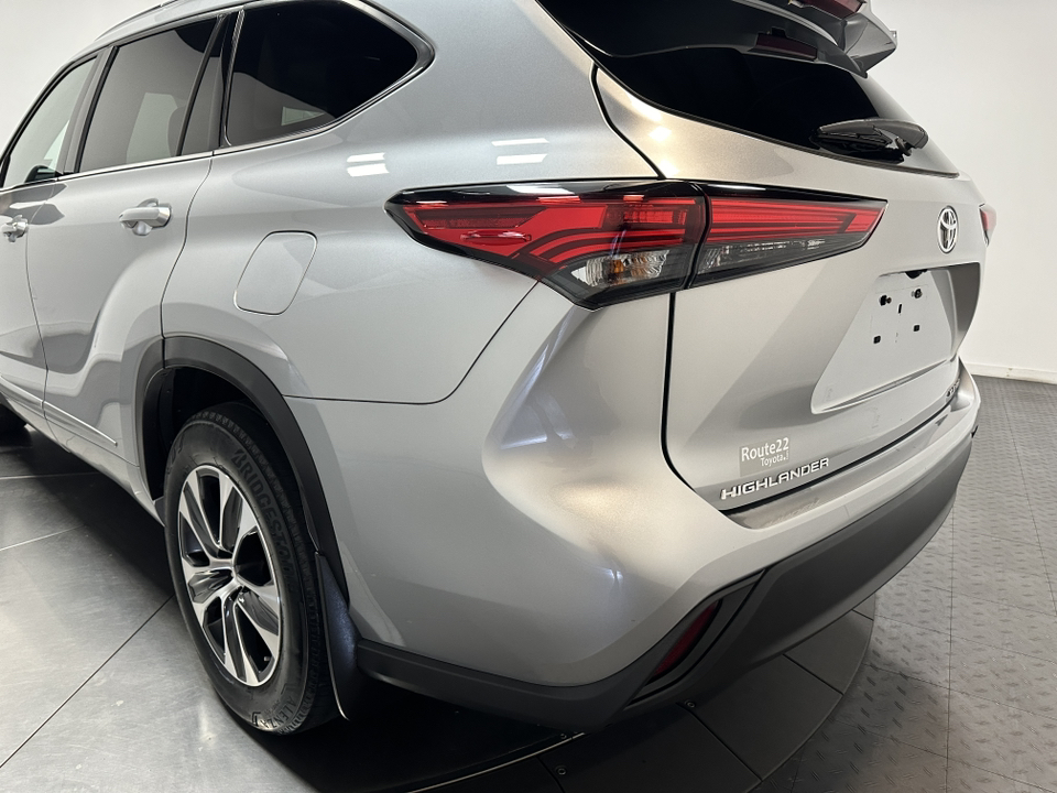 2021 Toyota Highlander XLE 10