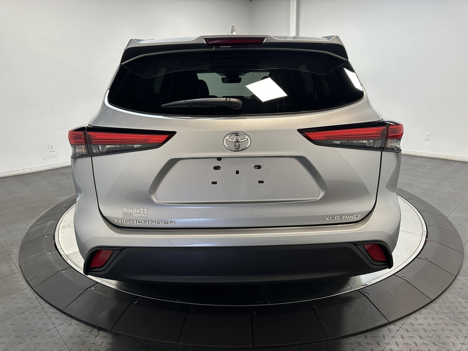 2021 Toyota Highlander XLE 11