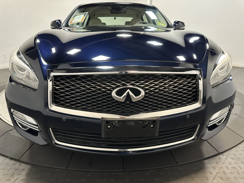 2016 INFINITI Q70L  5