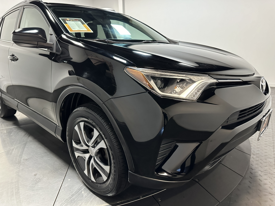 2016 Toyota RAV4  3