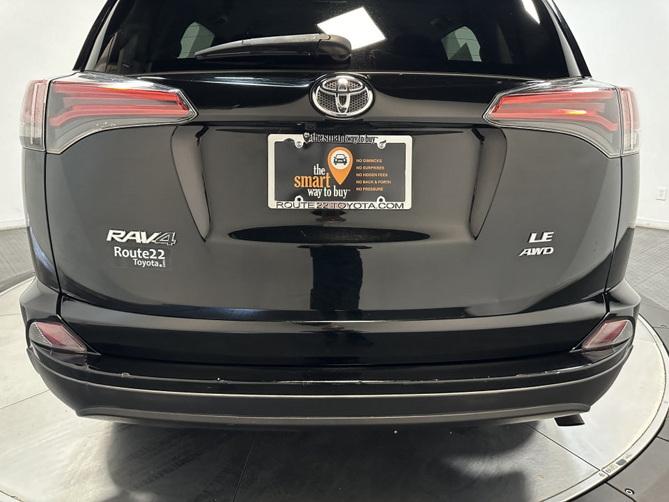 2016 Toyota RAV4  12