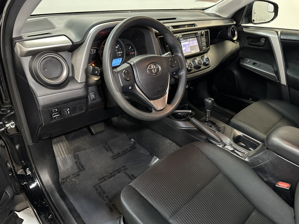 2016 Toyota RAV4  23