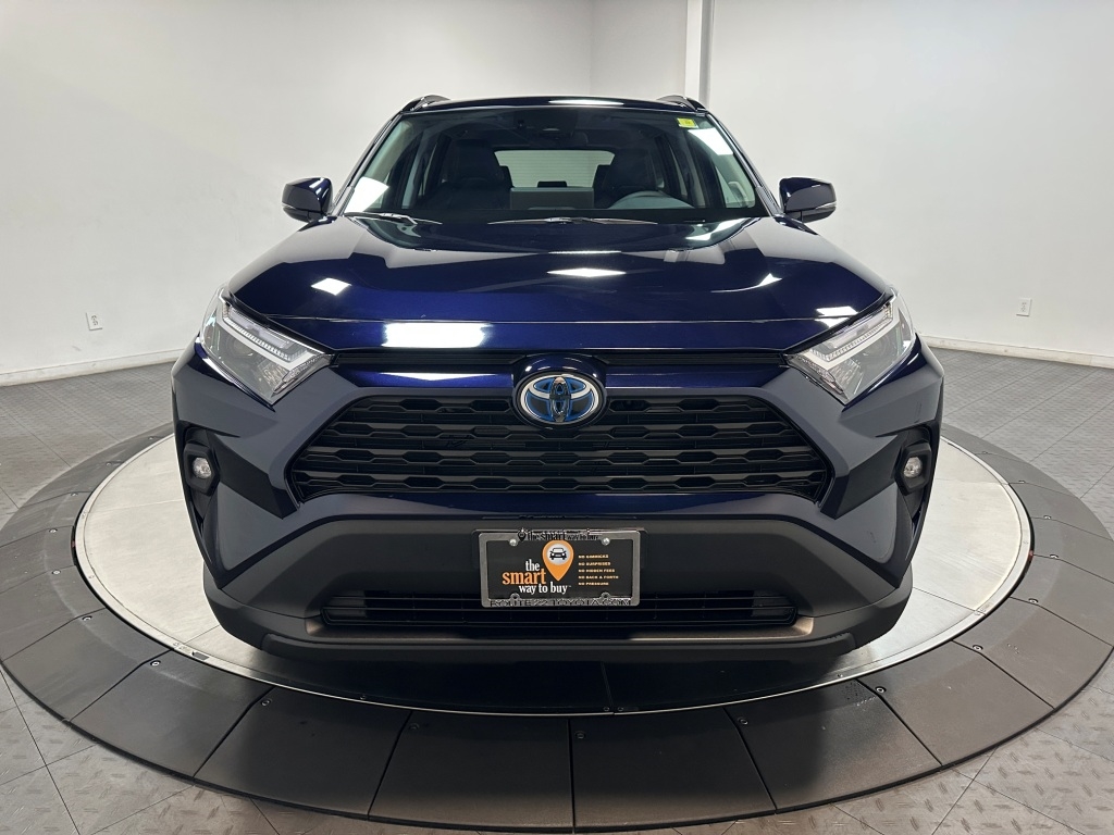 2024 Toyota RAV4 Hybrid XLE Premium 3