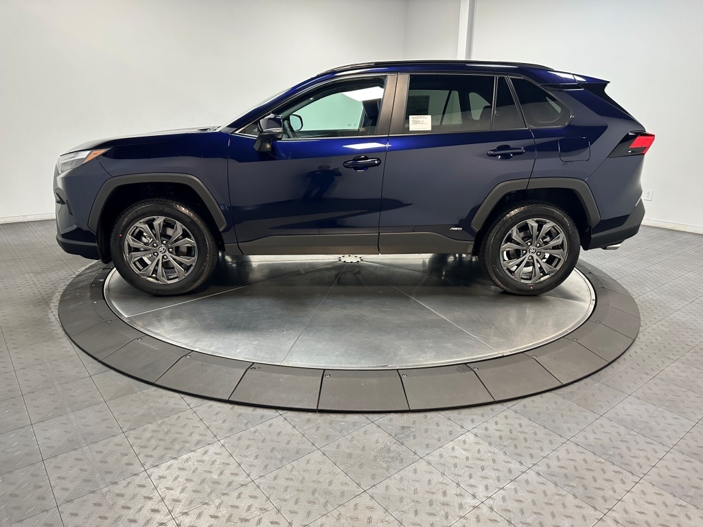 2024 Toyota RAV4 Hybrid XLE Premium 5