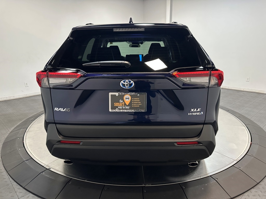 2024 Toyota RAV4 Hybrid XLE Premium 7