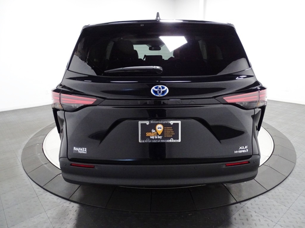 2024 TOYOTA SIENNA XLE 7